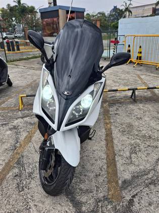 KYMCO DOWNTOWN 300 i ABS KYMCO DOWNTOWN 300 i ABS